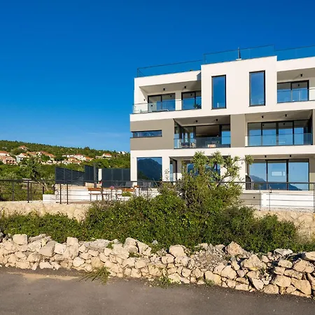 Apartman Front In Rovanjska