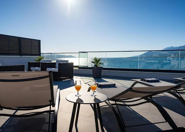 Front In * Rovanjska